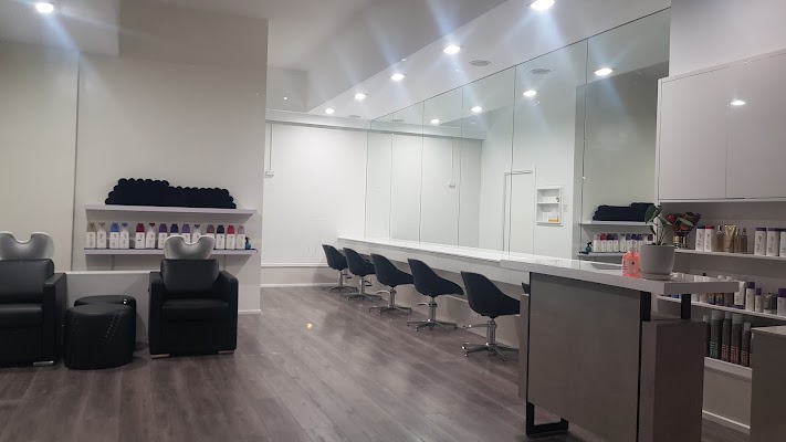 J Frankie Hair photo 2