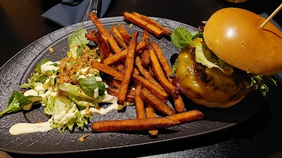 Photo Dark Steakhouse