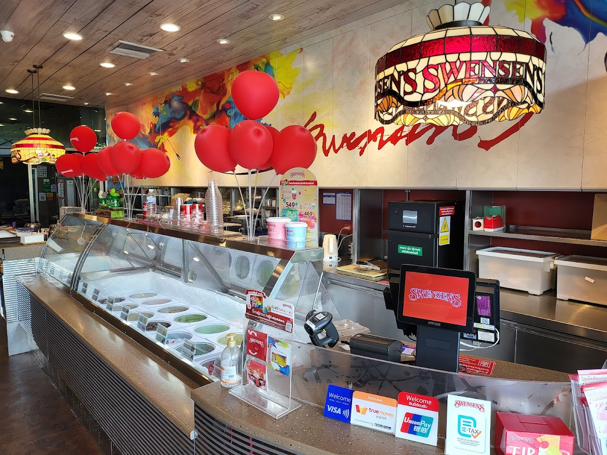 Swensen's Central Festival - Main view