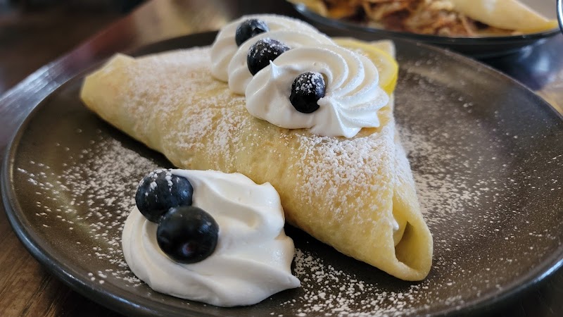 The Cracked Pot Coffee and Crepes photo 3