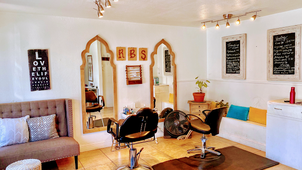 R B's Threading Studio