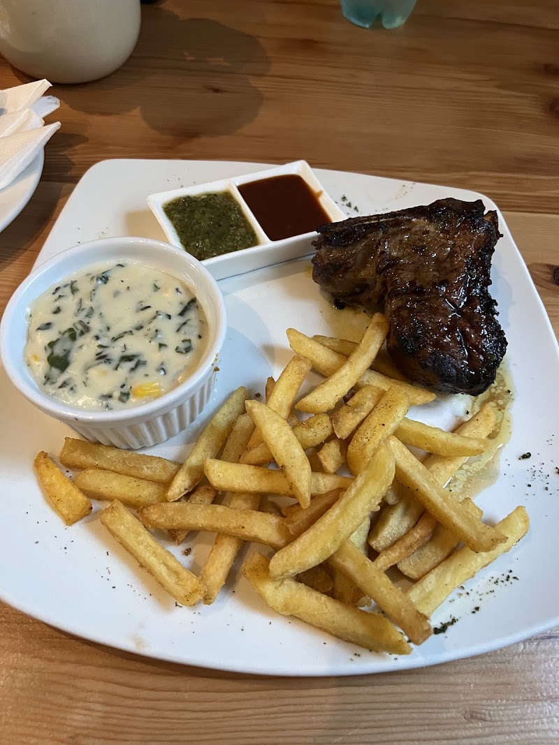 District Cafe photo 4