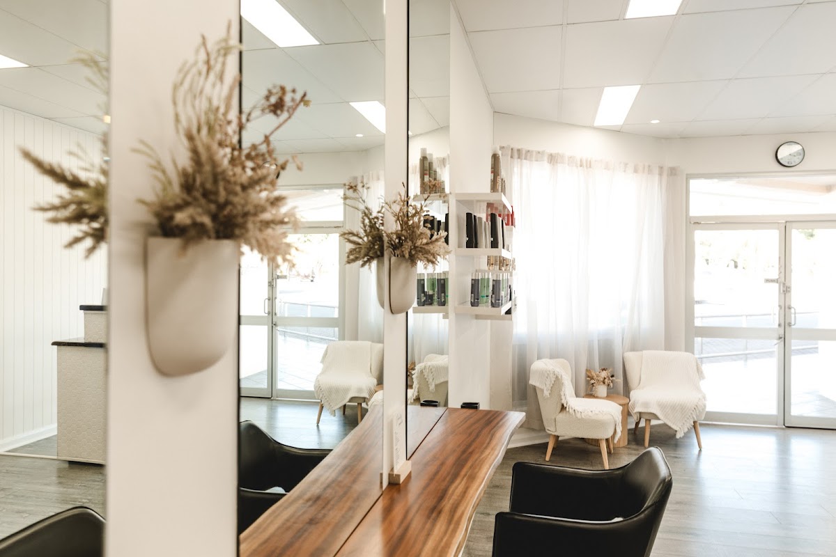 Paragon Hair photo 1