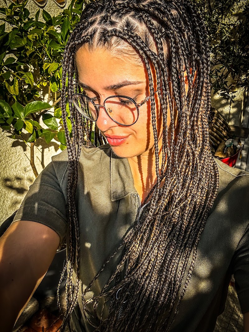 COIFFURE IVOIR'EBENE BY MELODY — photo 3