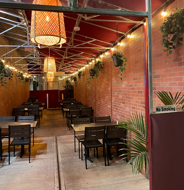 Scarlet 158 Restaurant