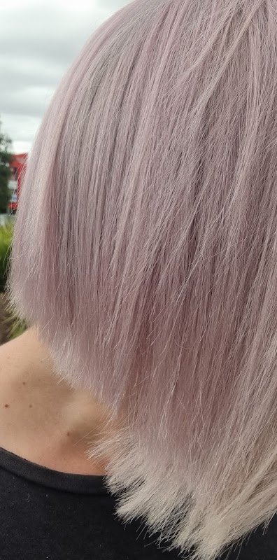 Bliss Hair & Beauty Bar photo 1