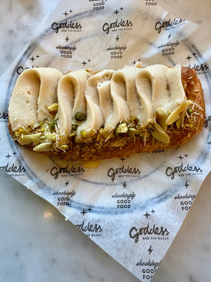 Goddess and the Baker, 33 S Wabash-Millennium Park photo 2