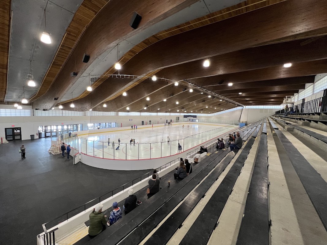 Greensfelder Recreation Complex Ice Rink exterior — Ballwin, United States