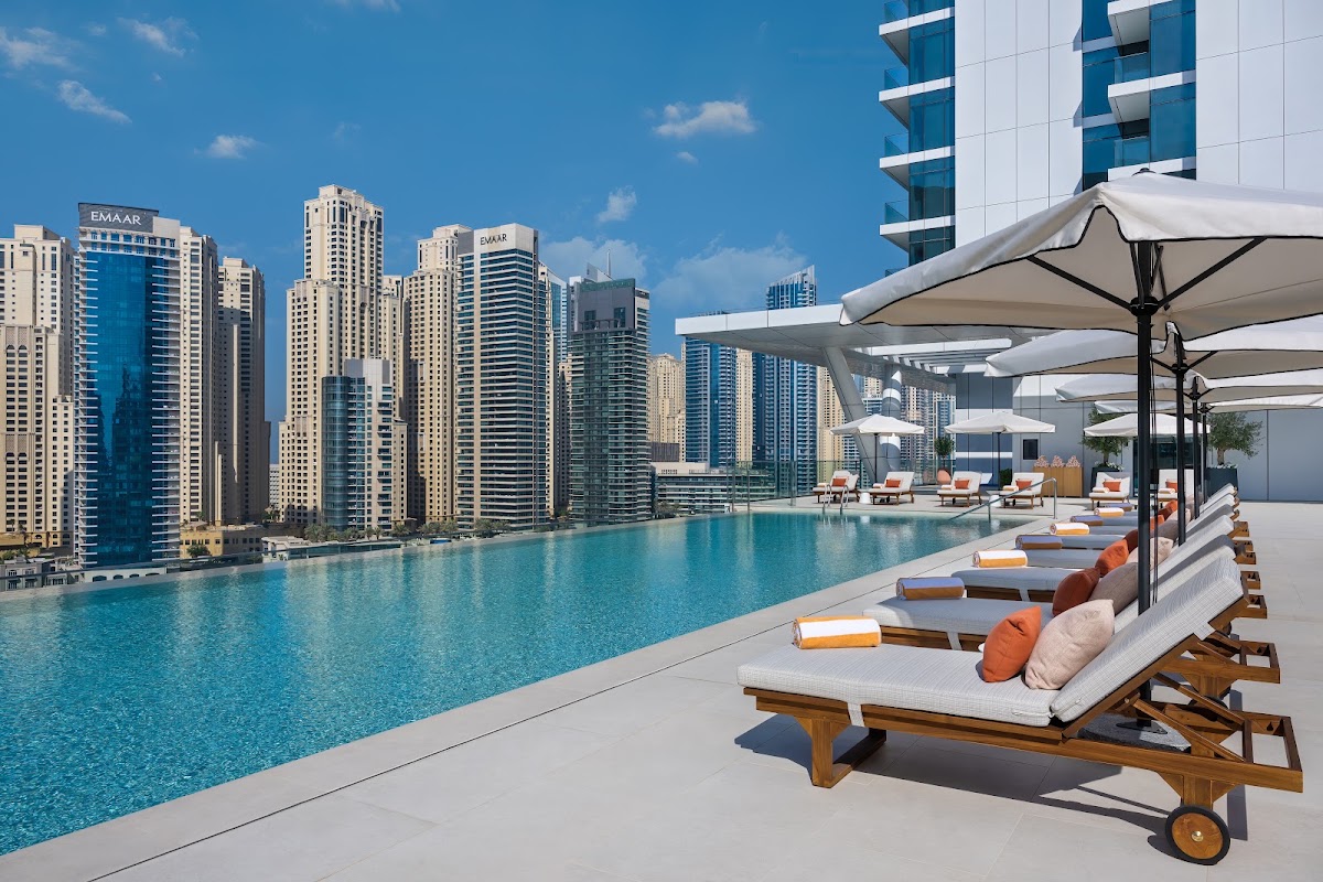 Vida Dubai Marina & Yacht Club 5