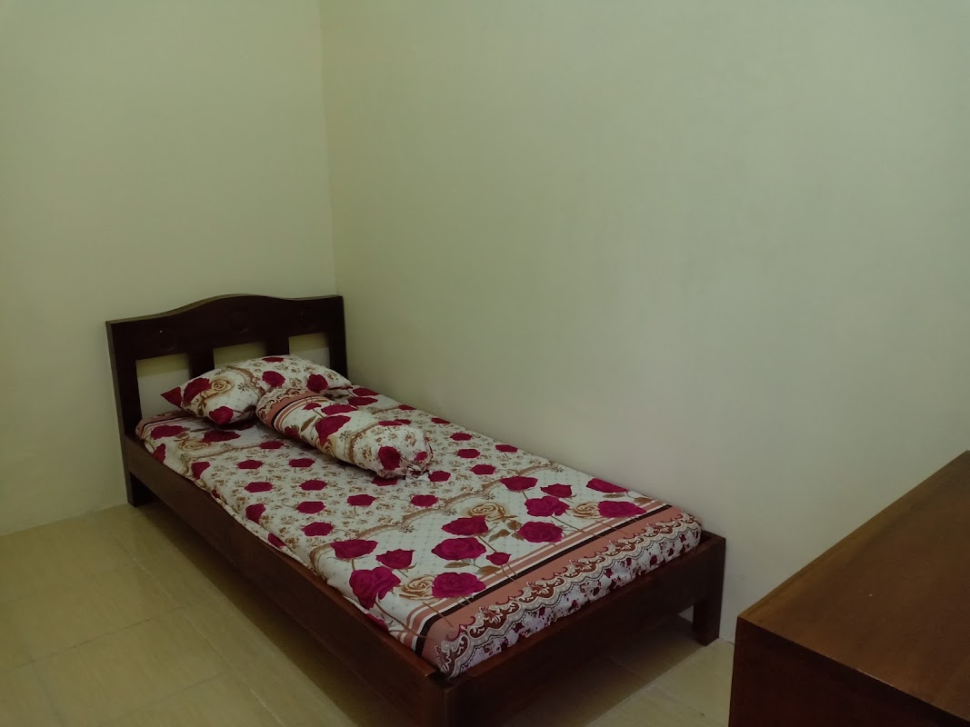 KOST PUTRA PONDOK DEWA JABABEKA