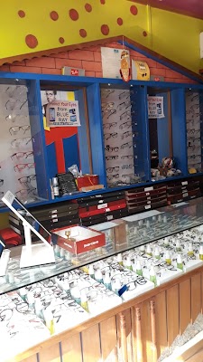 EYE CURE (Spectacles Showroom) - Image 2