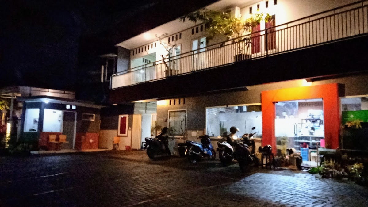 Kost Putra, @Rotterdam - MALANG