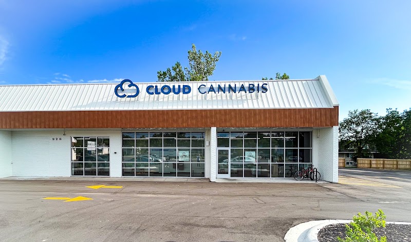 Video tour of Cloud Cannabis Grand Rapids Dispensary retail environment