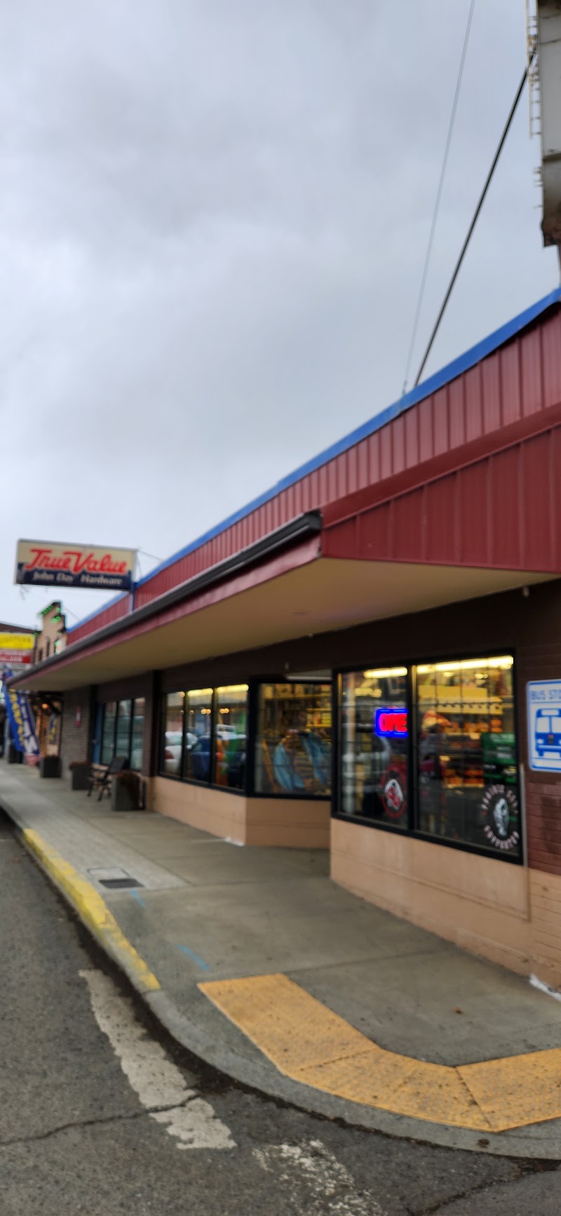 John Day True Value Hdwe photo