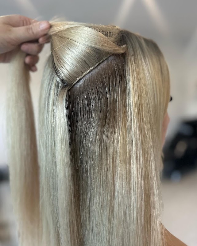 Loxies Hair & Co photo 1