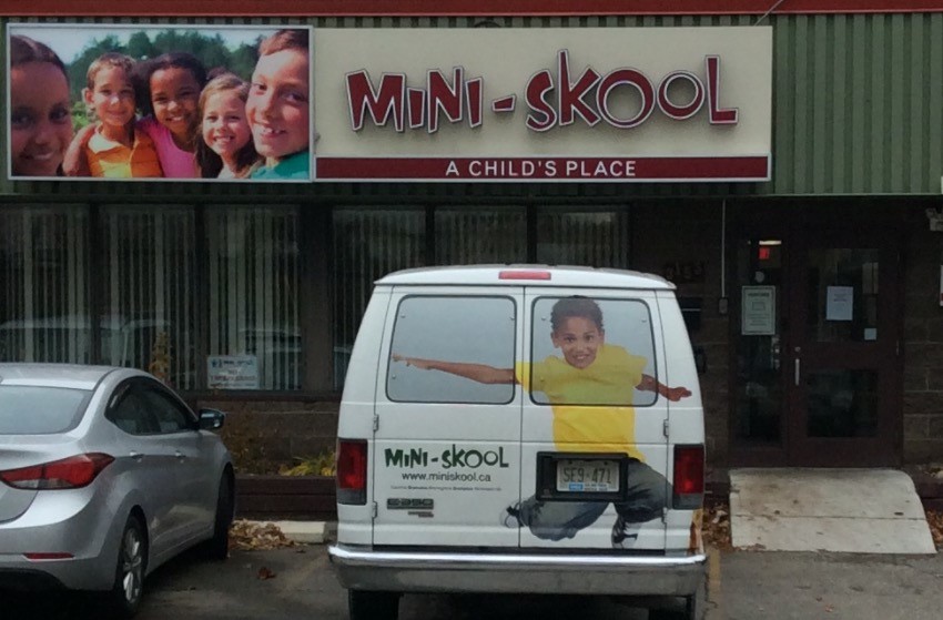Exterior photo of Mini-Skool - Cawthra Road