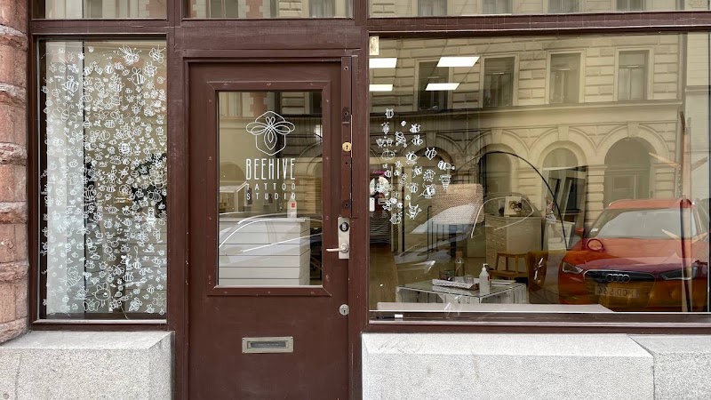 Beehive Tattoo Studio