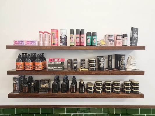 Kenneth Geoffrey's Barber Shop photo 2