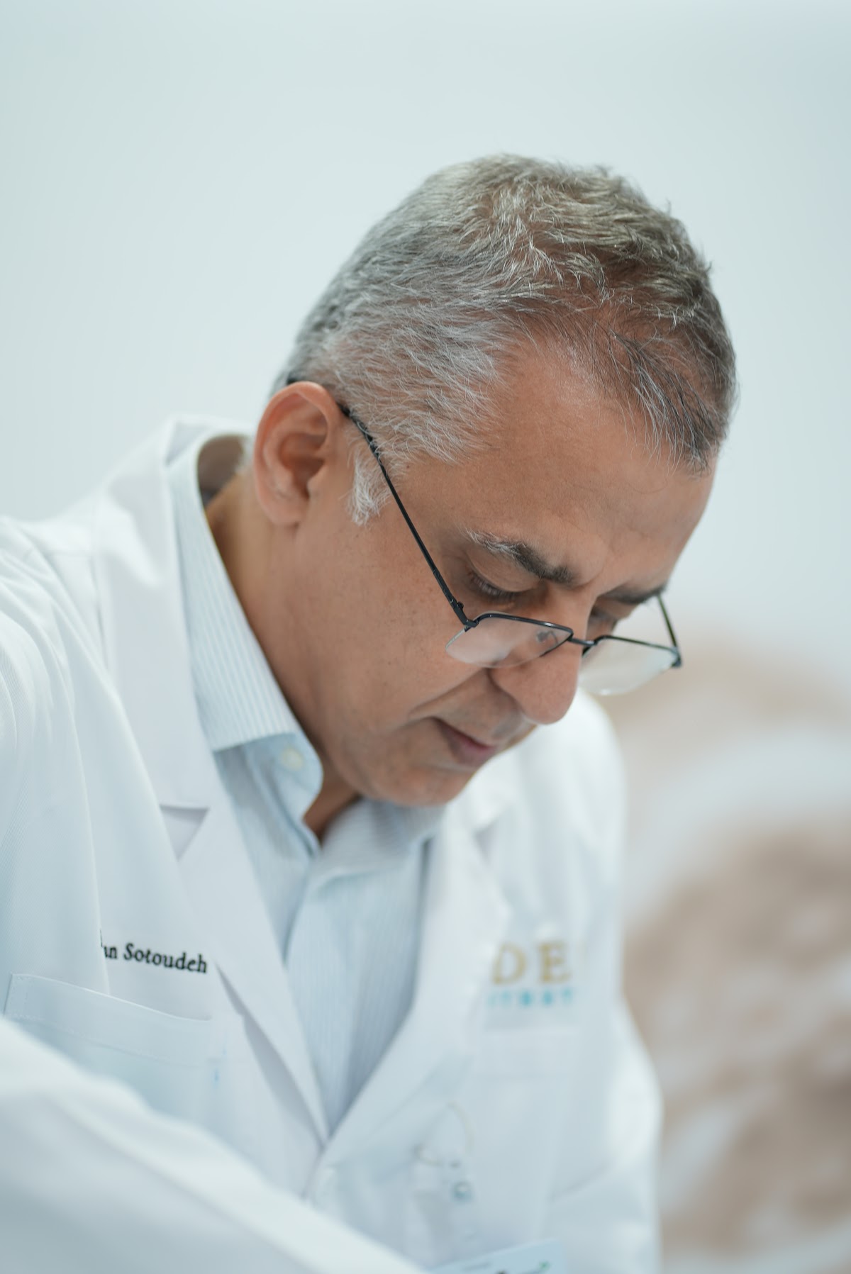 Dr. Ehsan Sotoudeh 3