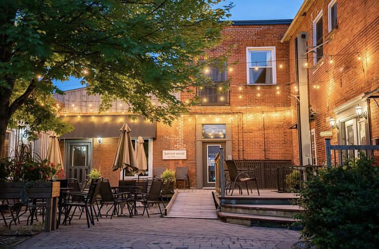 Davidson Courtyard Shops photo 2