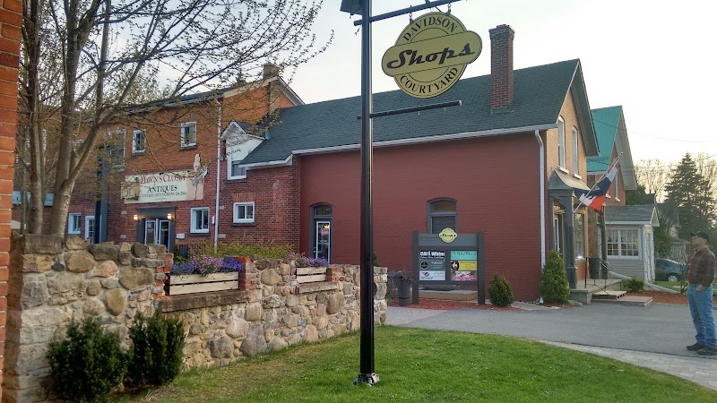 Davidson Courtyard Shops photo 3