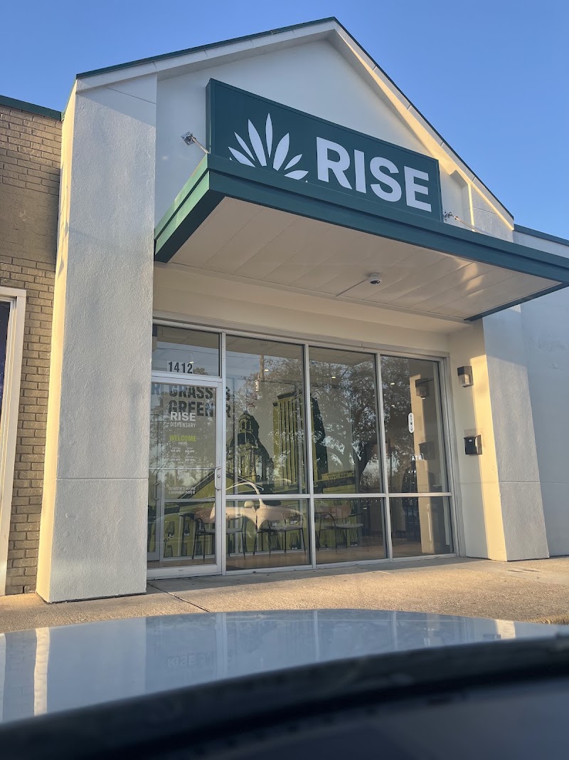 Video tour of RISE Medical Marijuana Dispensary Tallahassee on Tennessee retail environment