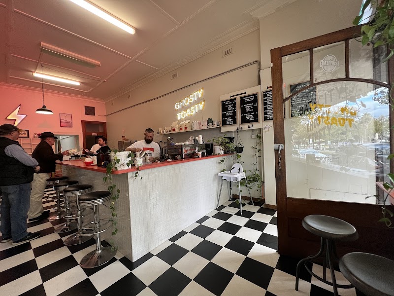 Ghosty's Diner photo 7