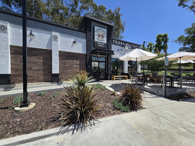 Tierra Mia Coffee Drive Thru photo 4