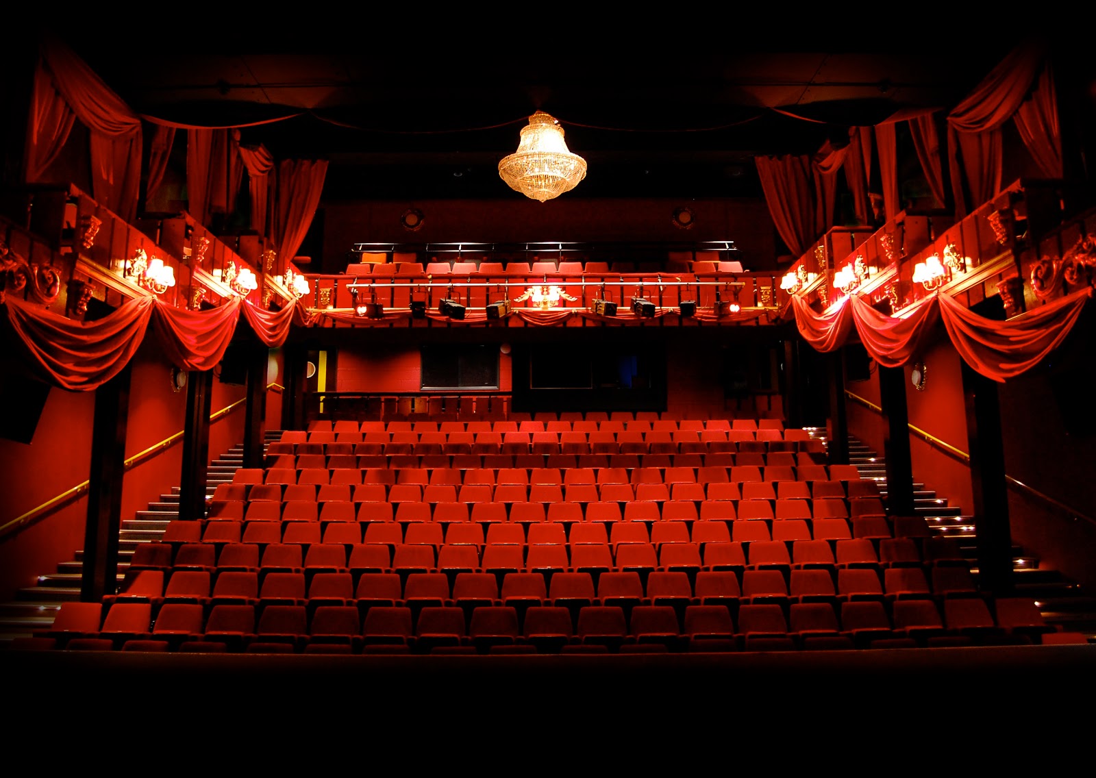 Northumberland After Dark: Live Music, Theatre & Coastal Evenings