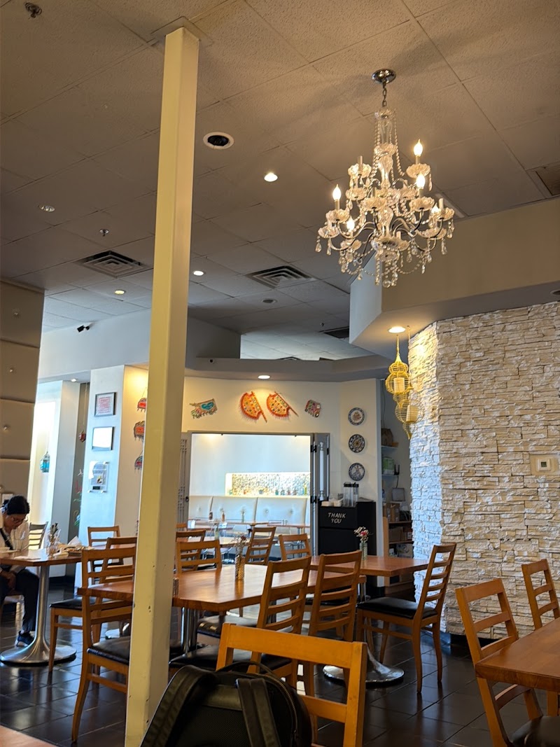 Lazeez Pakistani Indian Mediterranean Grill photo 5