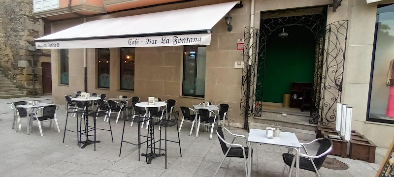 Cafe-Bar La Fontana de Viveiro photo 1