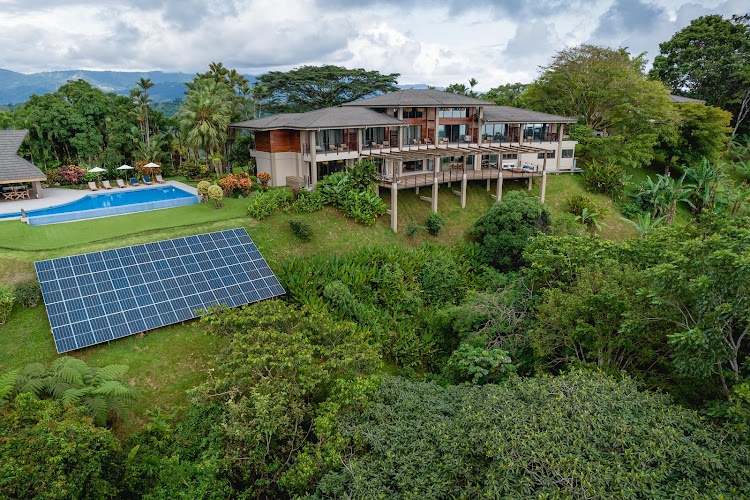 Lamangata Luxury Surf Resort