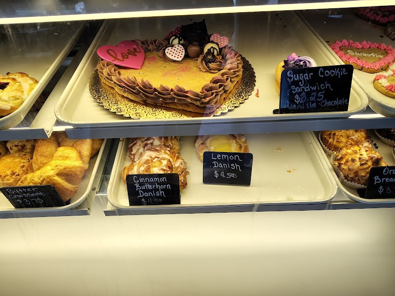 Chris' Bakery photo 3