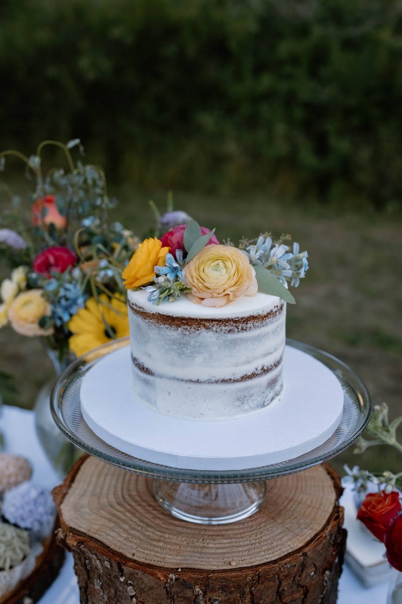 Chris' Bakery photo 3