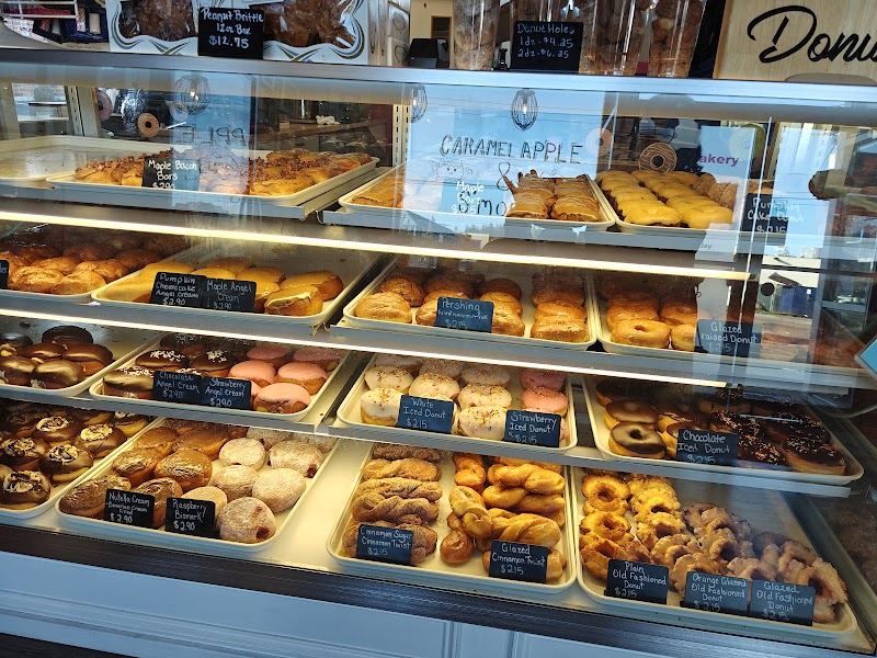 Chris' Bakery photo 3