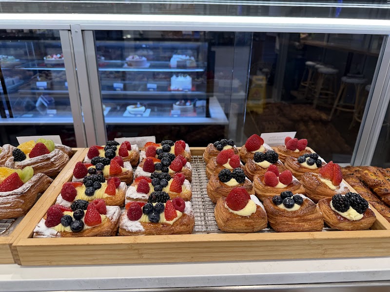 Paris Baguette photo 2