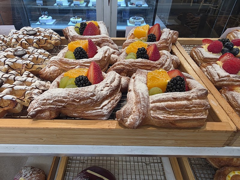 Paris Baguette photo 2