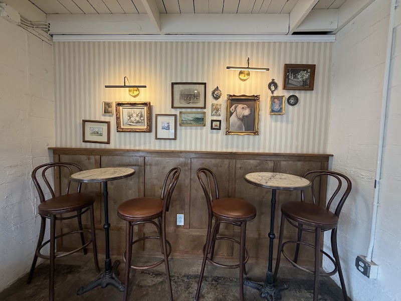 Hank's Coffee Station - Franklin photo 4