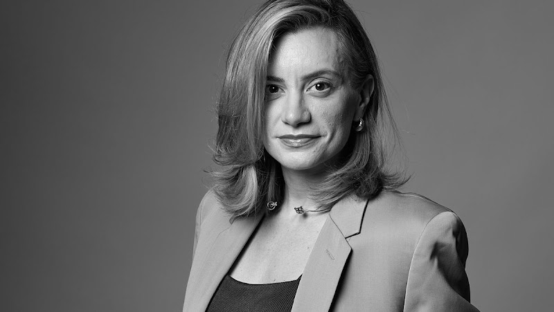 Dra. Luana Morais - Dermatologista