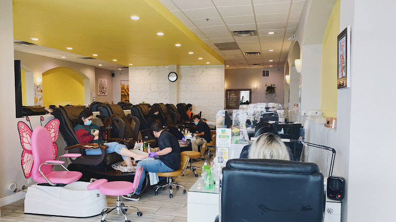 Skyline Nail & Spa - Colorado Springs
