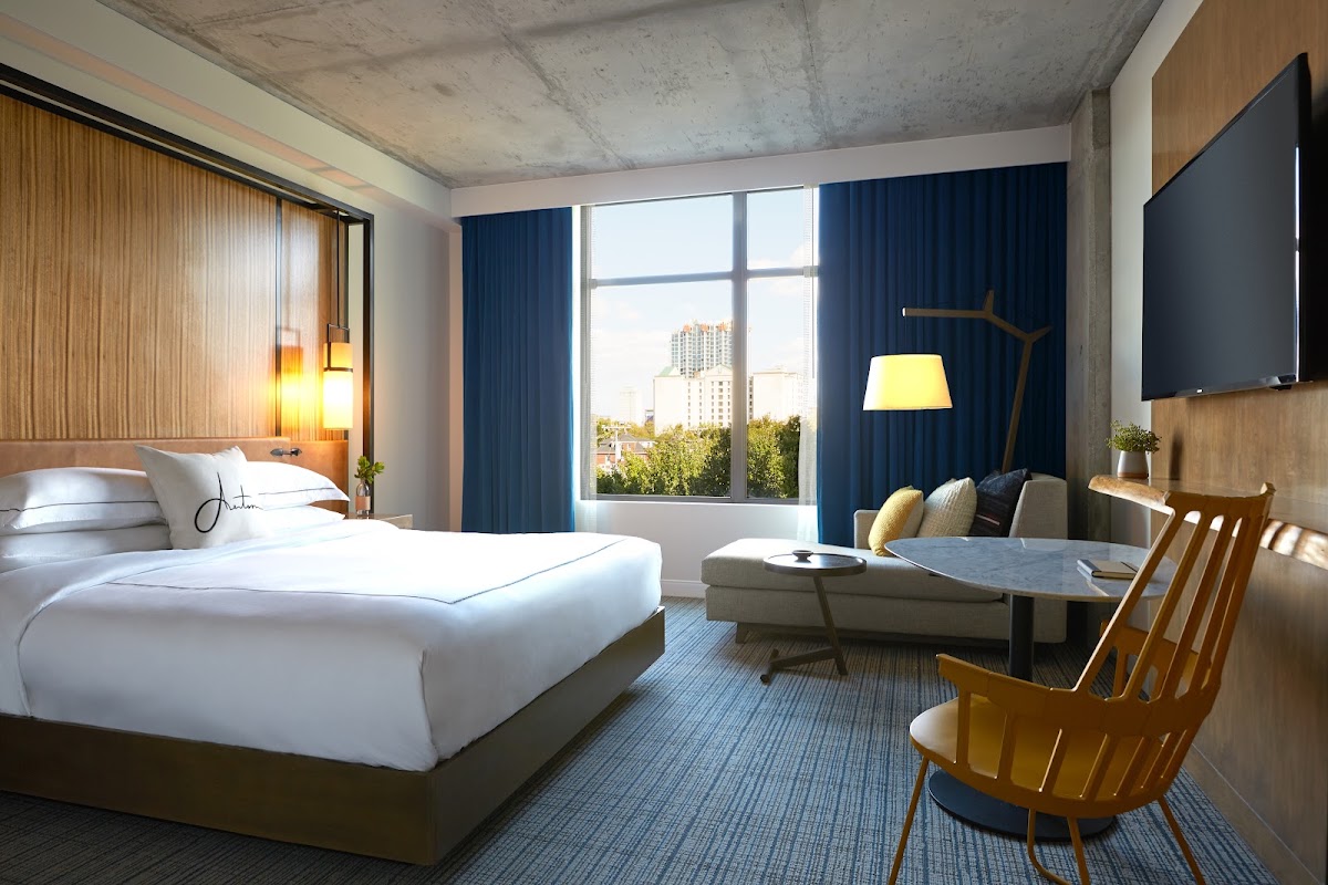 Kimpton Aertson Hotel, dog-friendly hotel