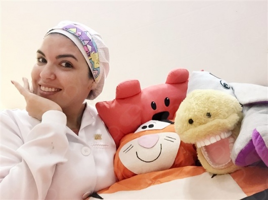Dra. Allana Guimarães, Dentista
