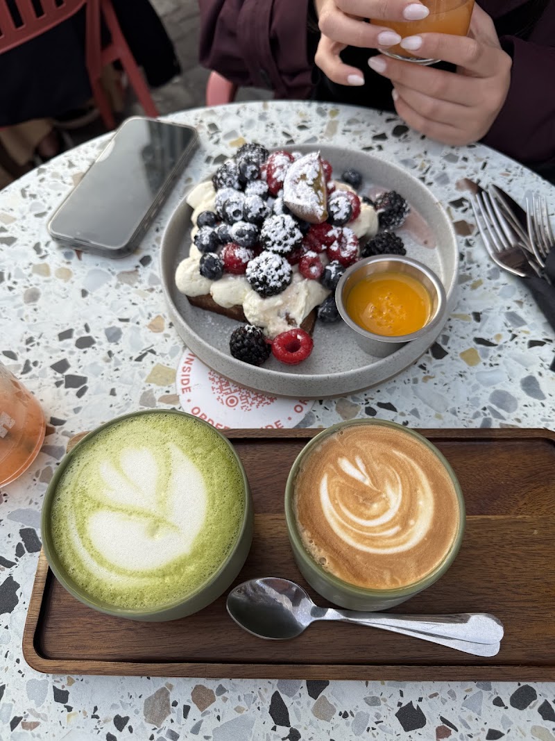 Cliff Brussels photo 4