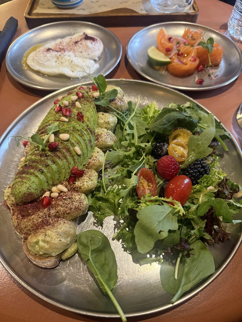 Cliff Brussels photo 5