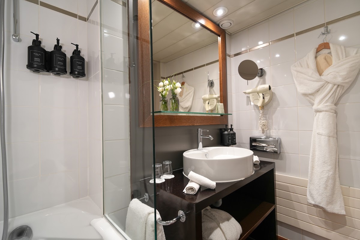 Hotel Auteuil Manotel, dog-friendly hotel, photo 2