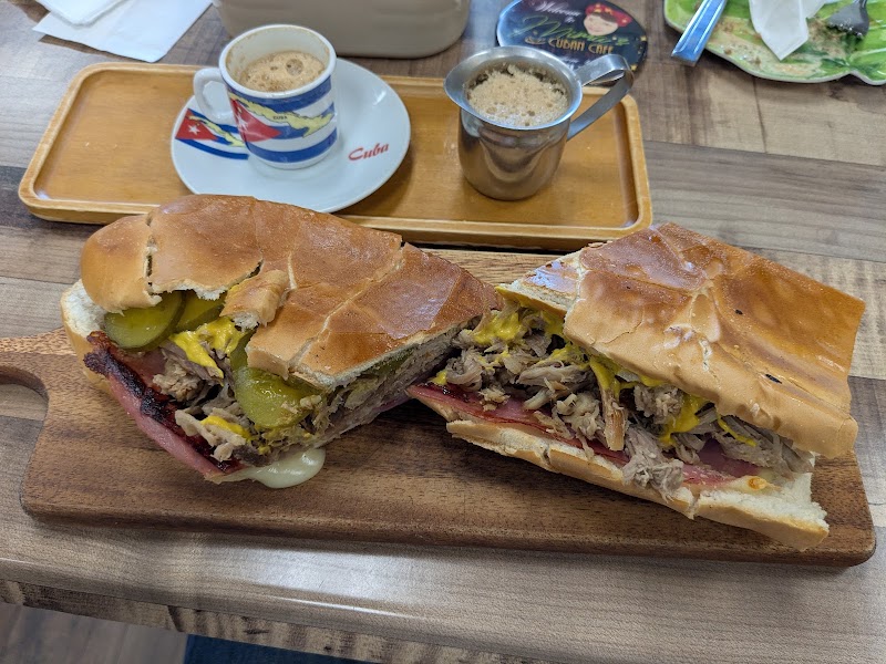 Mima's Cuban Cafe photo 4