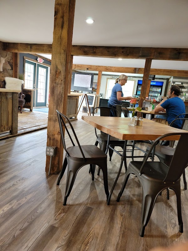Ma’s Cafe & Tavern