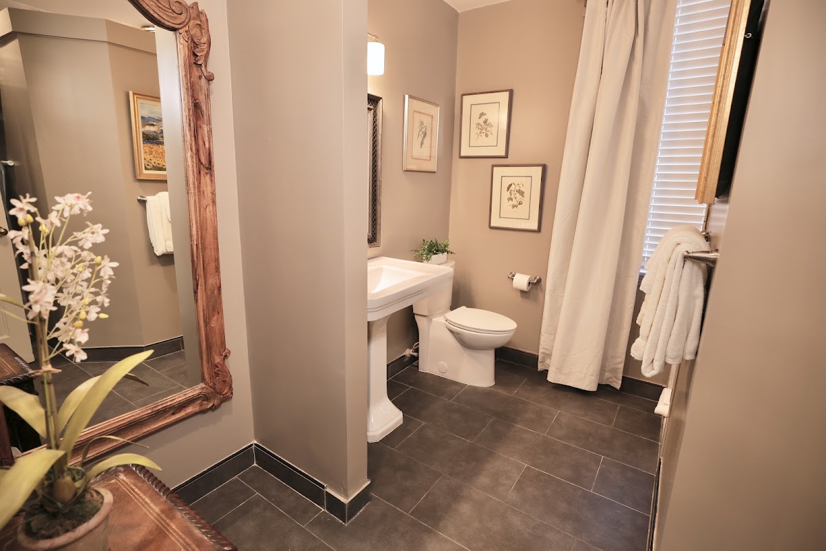 Foley House Inn, dog-friendly hotel, photo 2