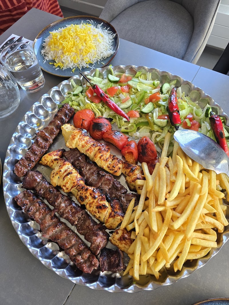 Almas Restaurant photo 6