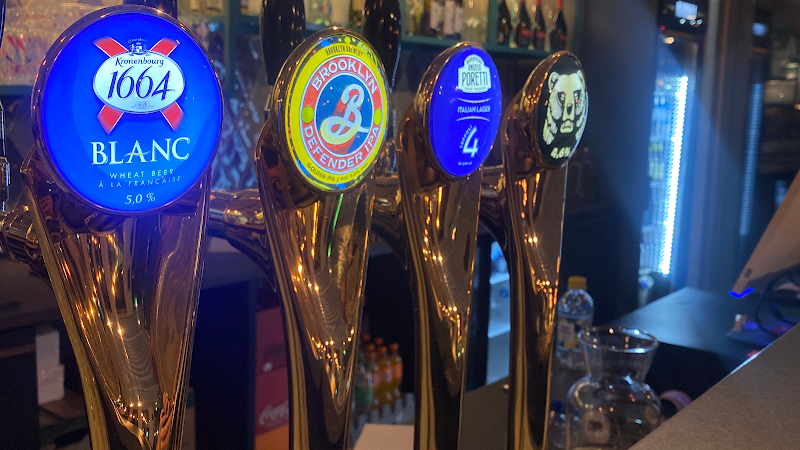 Almas Restaurant photo 2